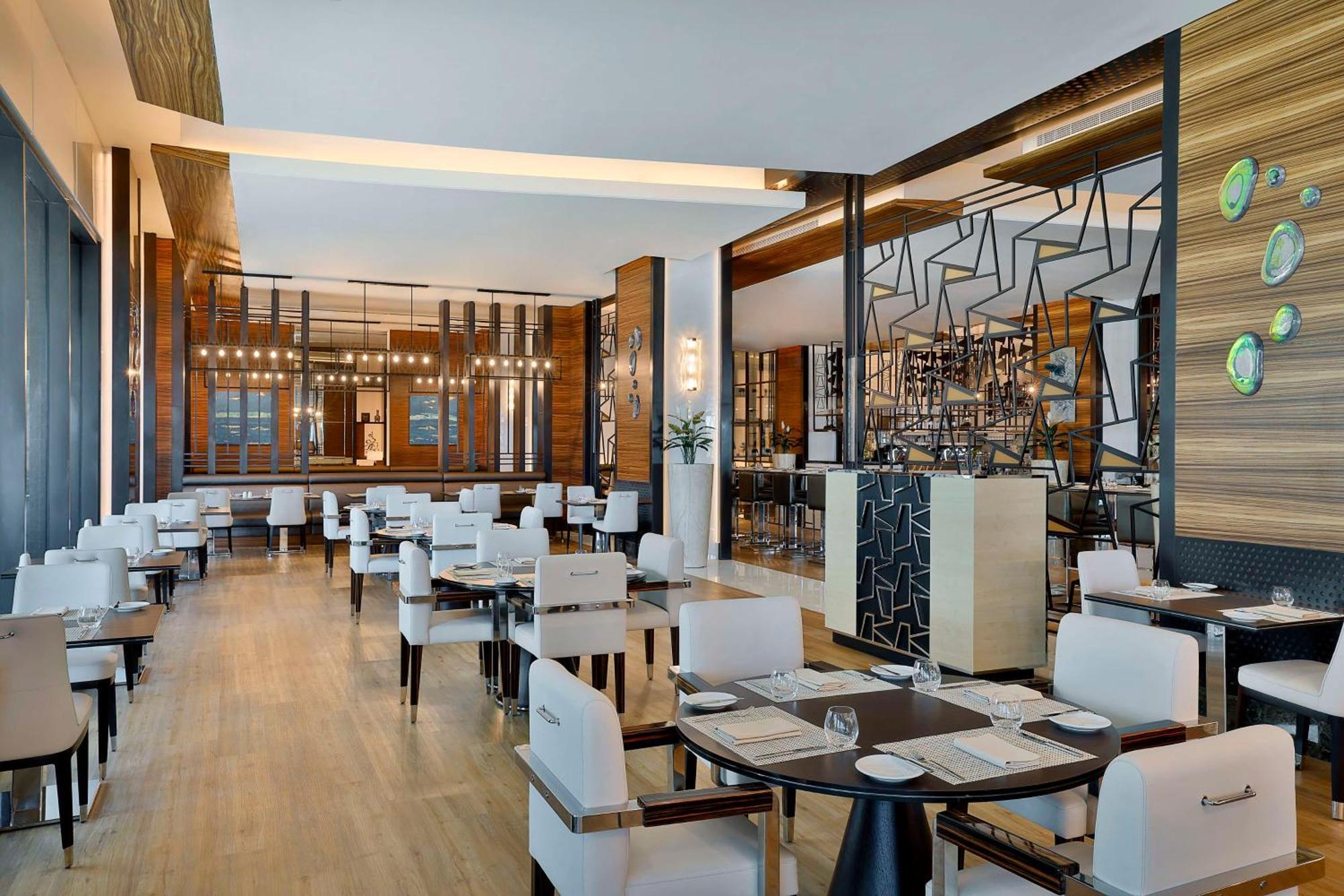 Hilton Dubai Palm Jumeirah ภายนอก รูปภาพ