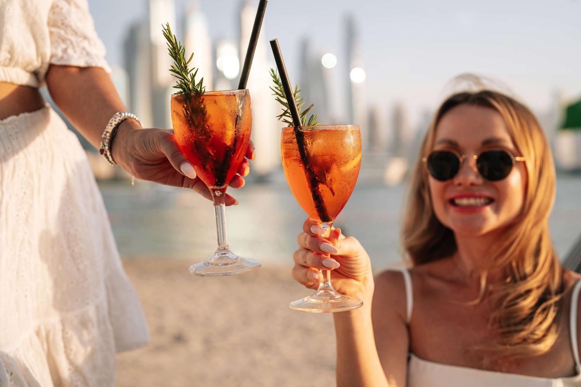Hilton Dubai Palm Jumeirah ภายนอก รูปภาพ